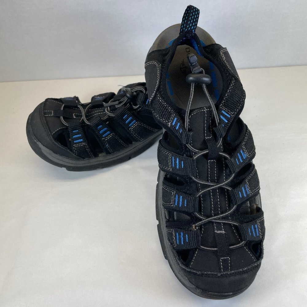 Dockers Mens closed toe Sandals size 8M